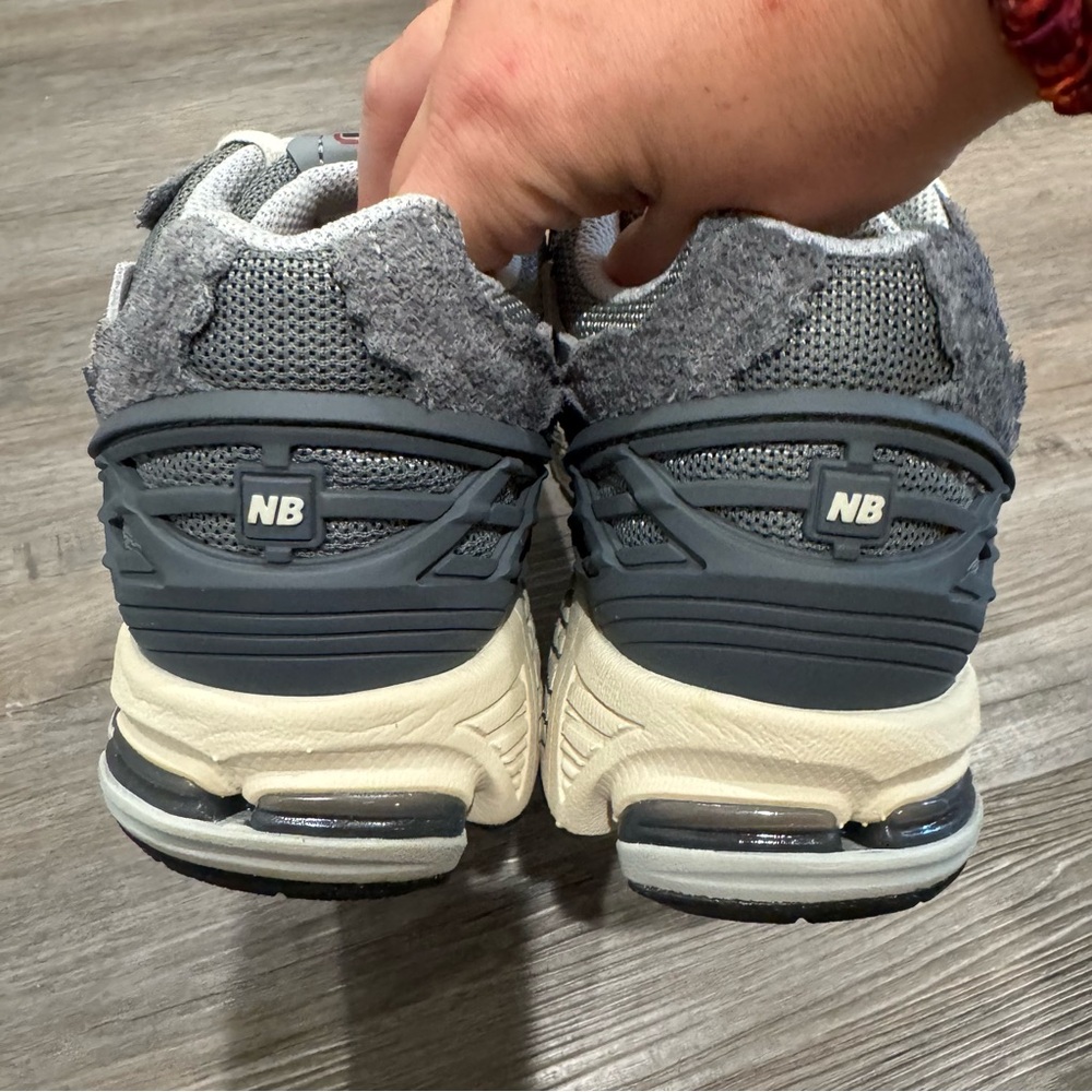 New Balance X Concepts 1906 Grey Suede Athletic Running Sneakers - Picture 4 of 9